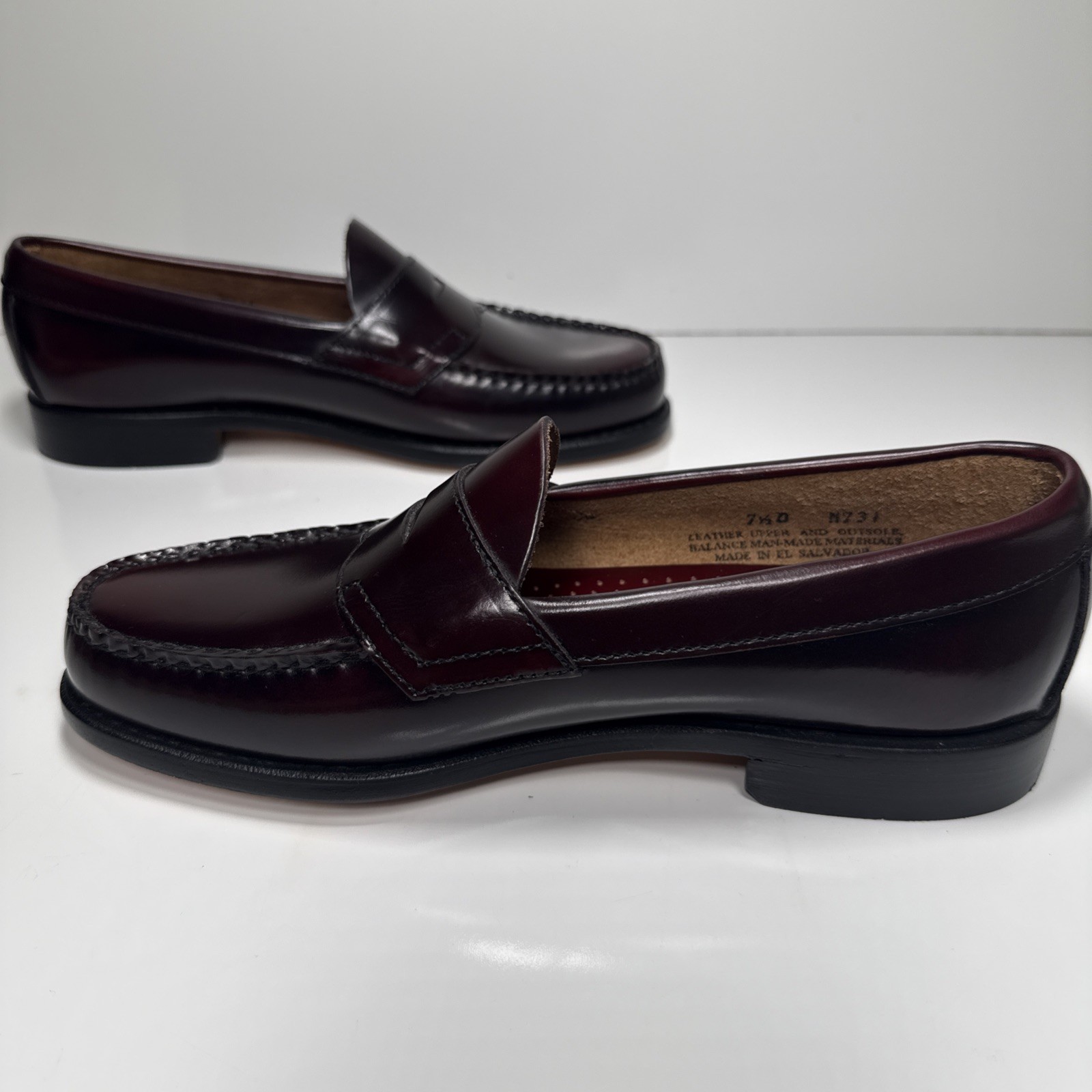 GH Bass Weejuns Leather Penny Loafers Burgundy Slip On Womens Sz 7.5 D