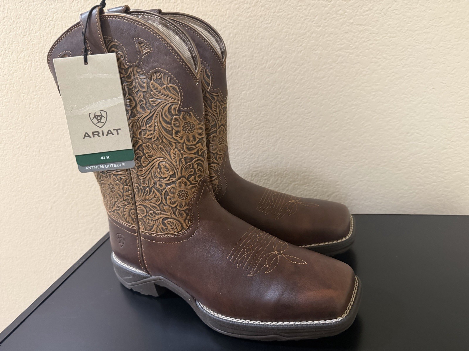 NeW Ariat Womens Anthem Savanna Square Toe Cowboy Boots Size 11 B Embossed $150