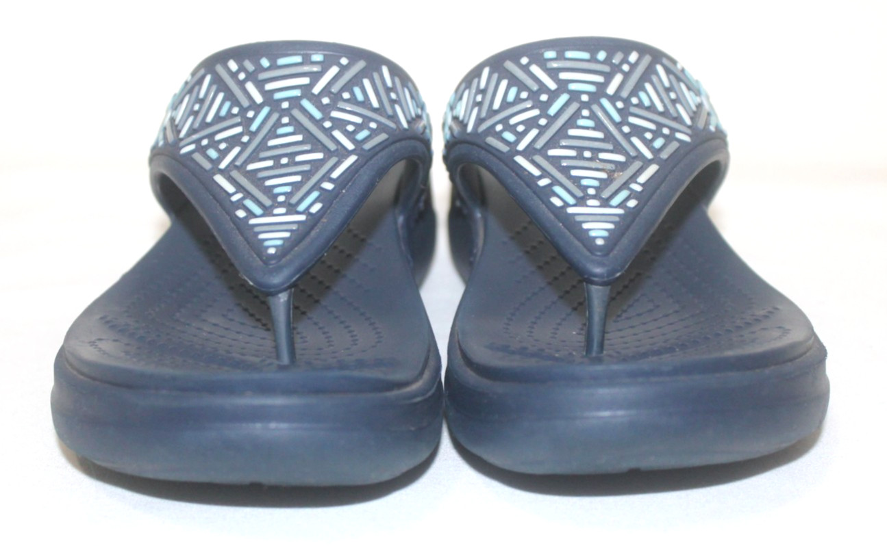Crocs Monterey Navy Size 8 Embellished Flip Flops Sandals Women’s Thong