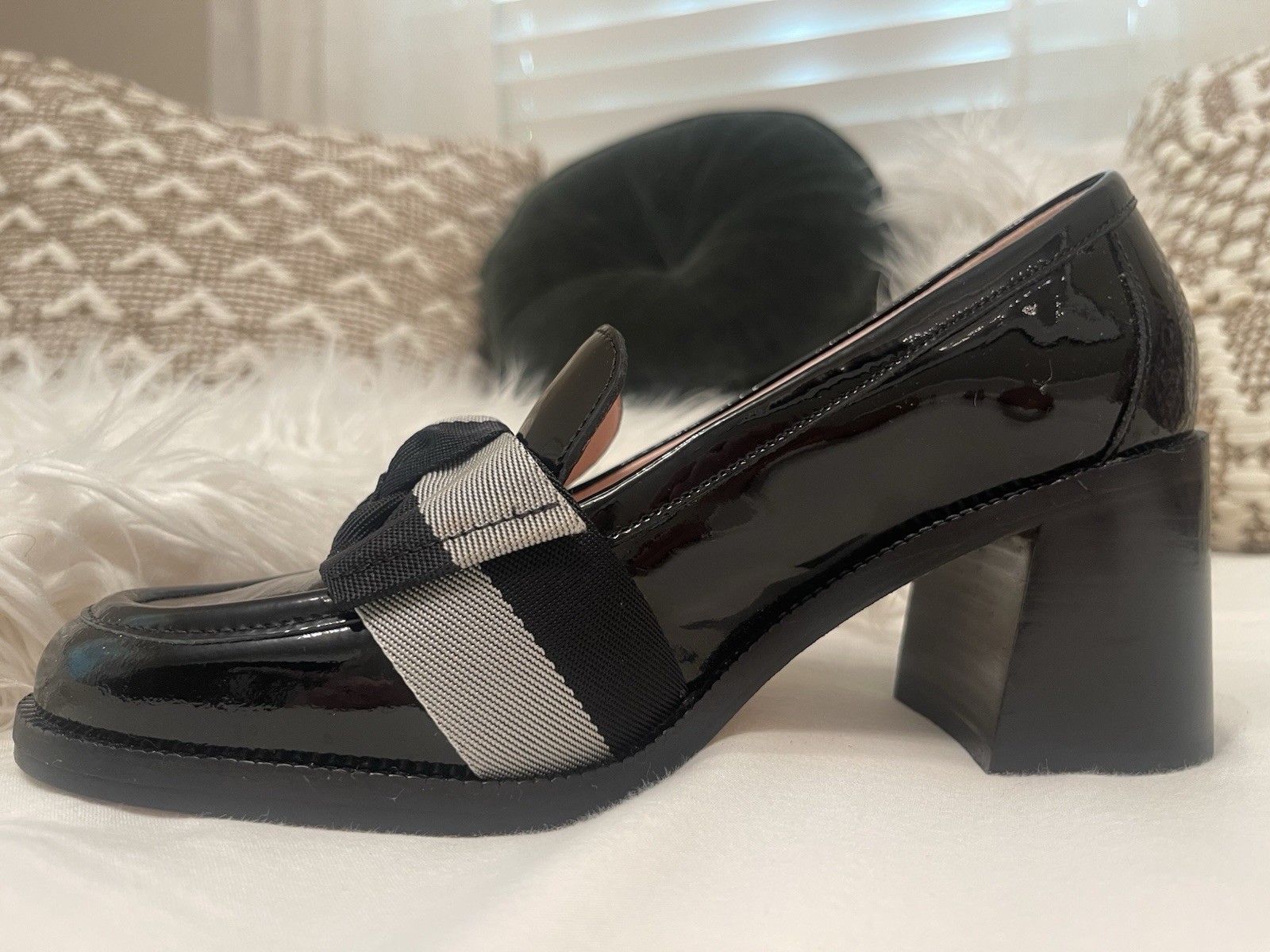 Kate Spade New York Black/Gray Patent Leather Plaid Bow Loafers Women’s 6.5 B