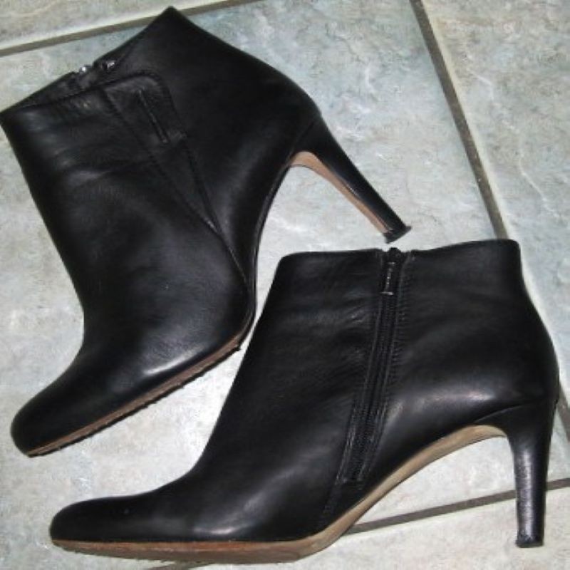 Victor Camuto Women’s 39 Wide Charlotte Black Soft Leather Zip Ankle Booties 9W
