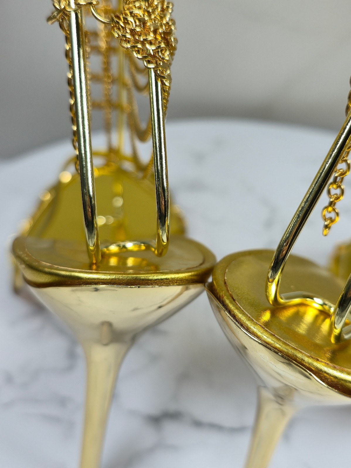 Vicini Vintage Gold Chain Strappy High Heel Sandals Size 39 Y2K Metallic Design