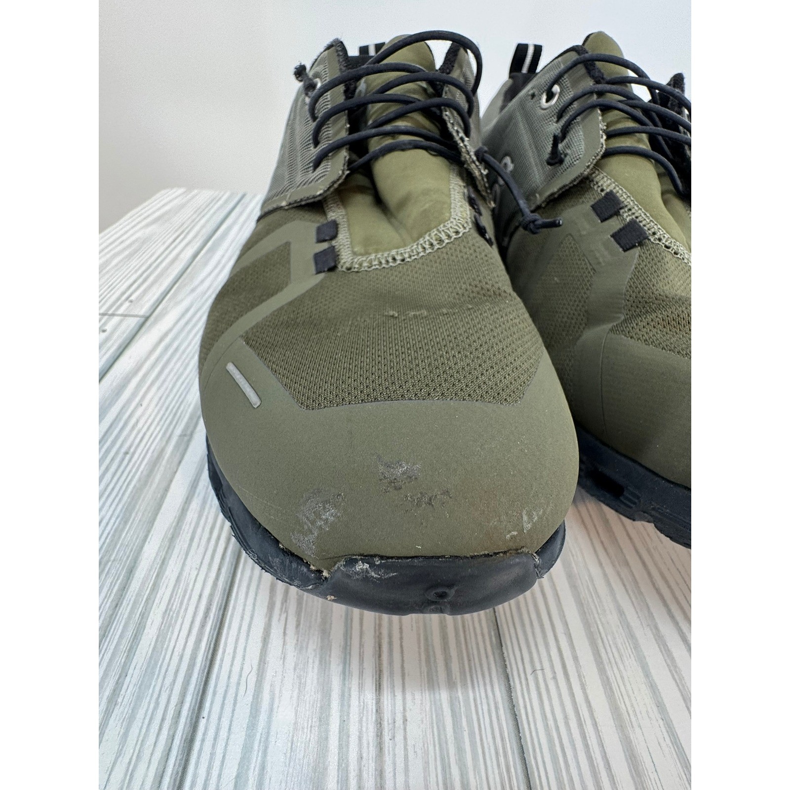 ON Cloud 5 Waterproof Olive Black 59.98836 Women’s US size 11 Running Shoes
