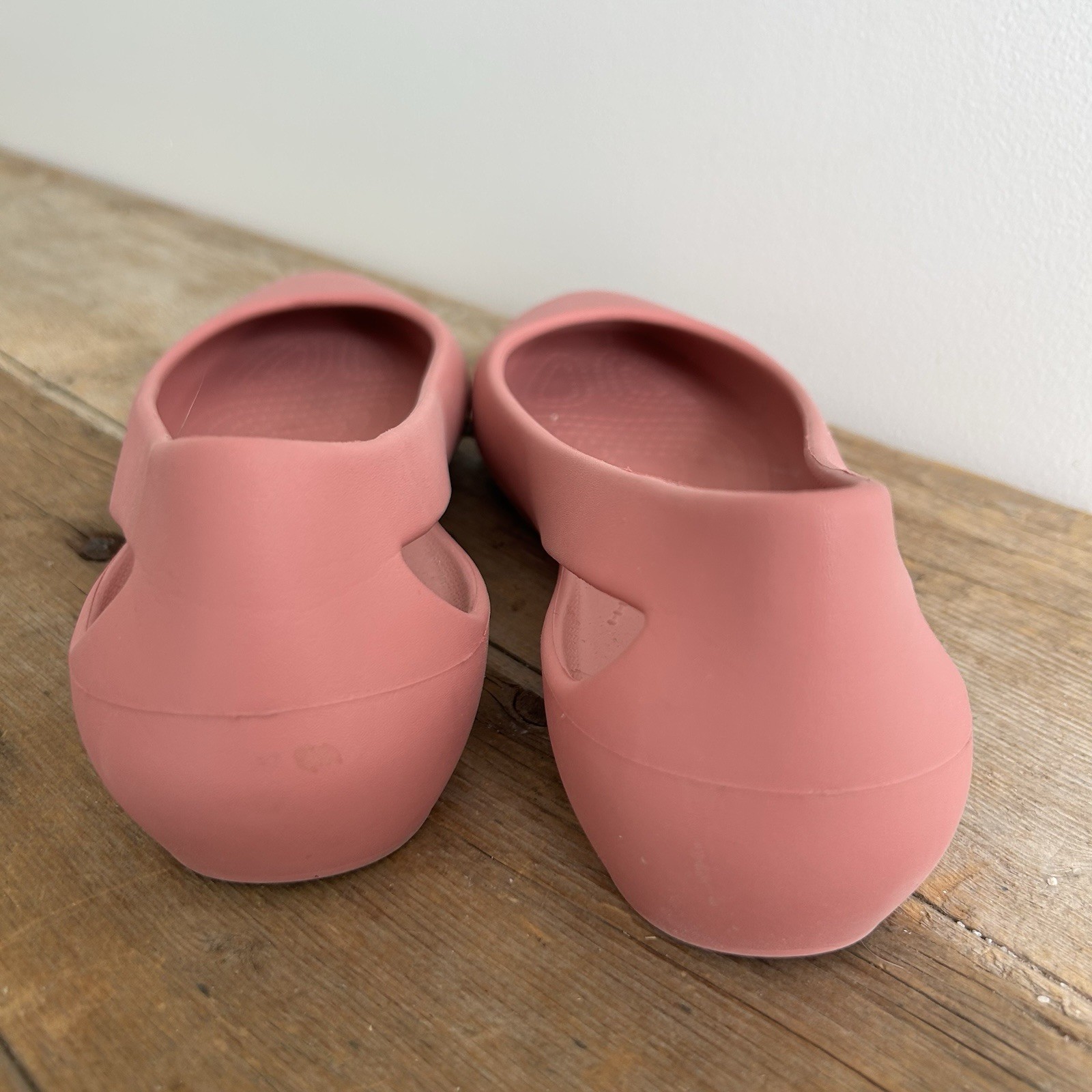 Crocs Sloane Ballet Flat Women’s 11 Blossom Pink Mauve Rubber Slip On Shoe