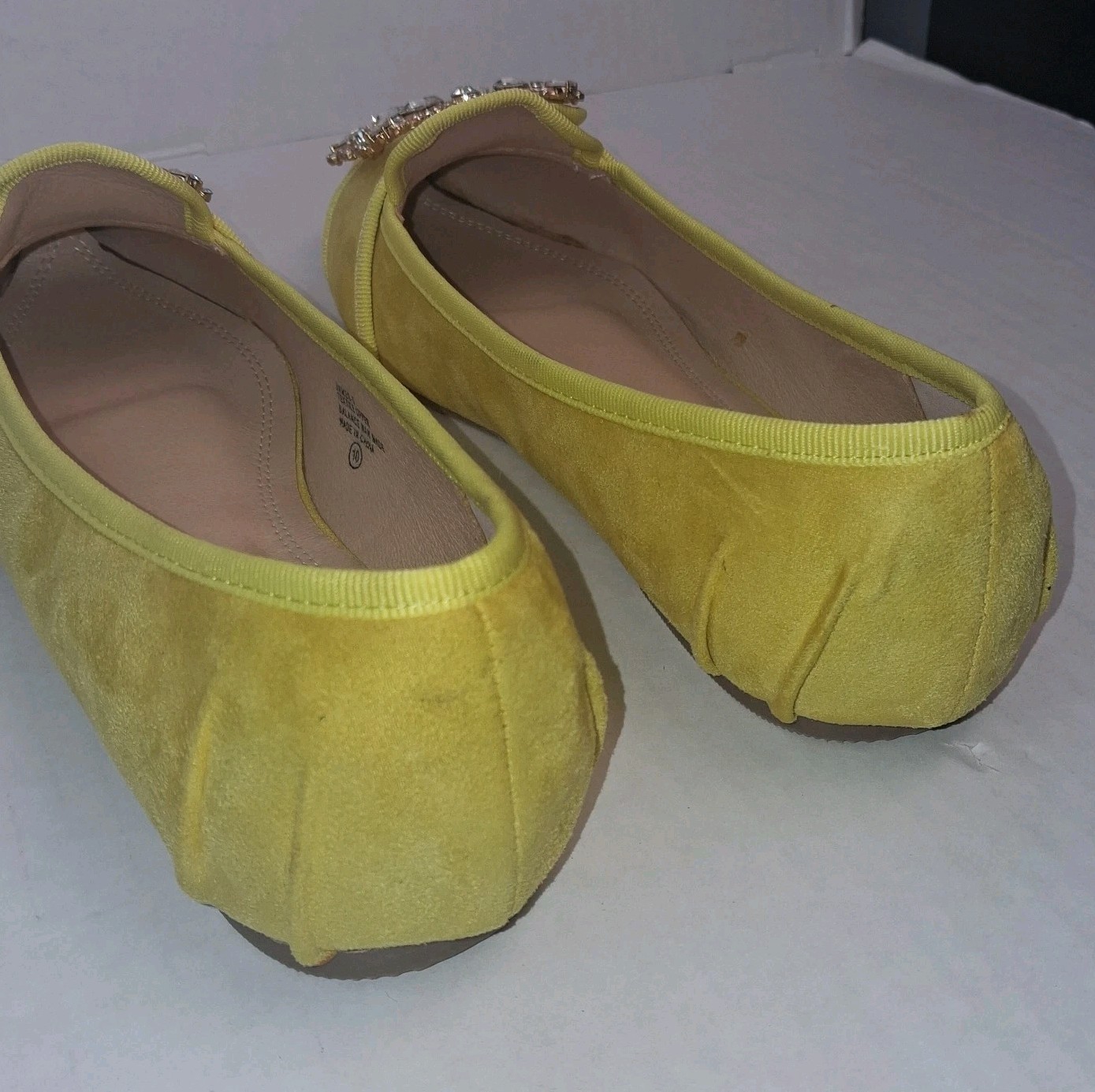 Chase & Chloe Ballet Flats James Yellow Faux Suede Rhinestone Buckle Women 10
