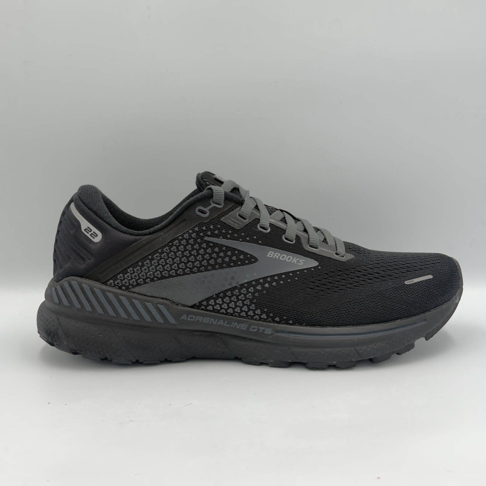 Brooks Adrenaline GTS 22 Women’s Size 10 Black Running Shoes 1203531B020