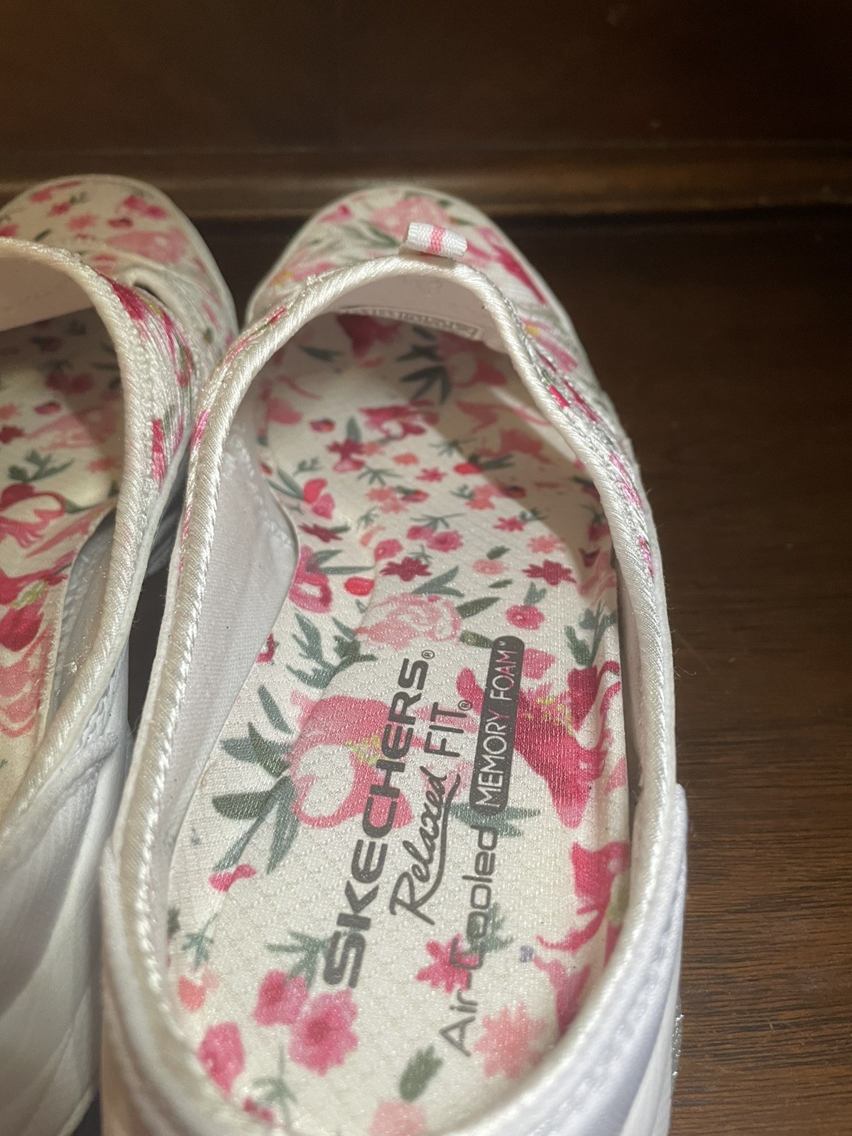 Skechers Commute Time Relaxed Fit Washable Mules-Flirty Floral-White-8.5-A399446