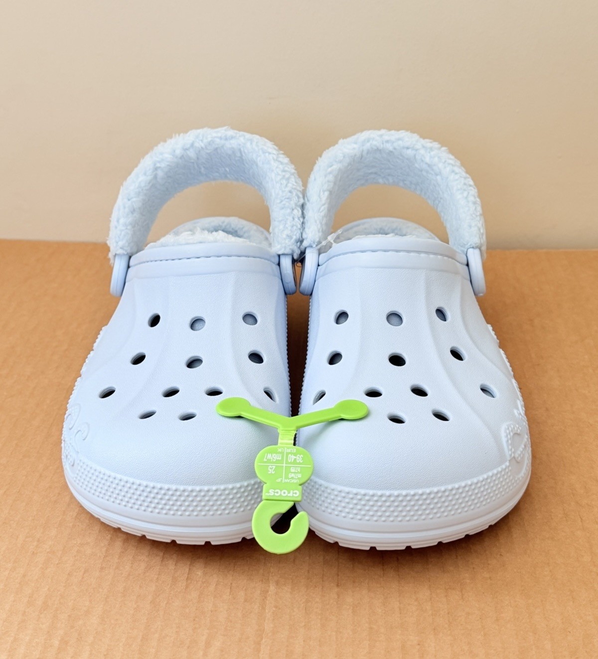 CROCS Baya Faux Fur Lined Clogs Women’s Size 9 | Men’s Size 7 | Mineral Blue