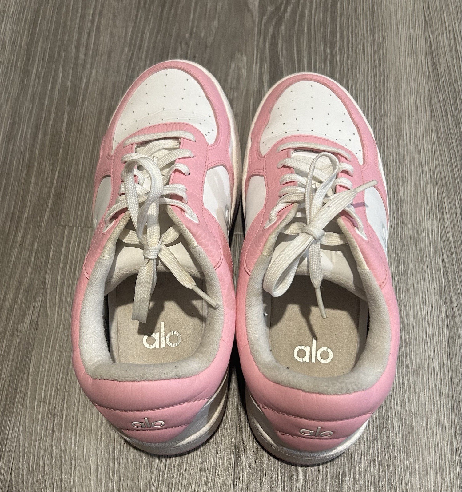 Alo Yoga Pink & White Recovery Mode Platform Sneakers Size 9 Women’s Cushion