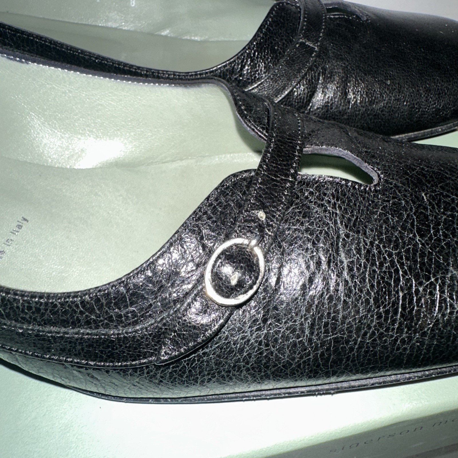 Vintage Sigerson Morrison Black leather Flat with small peg heel
