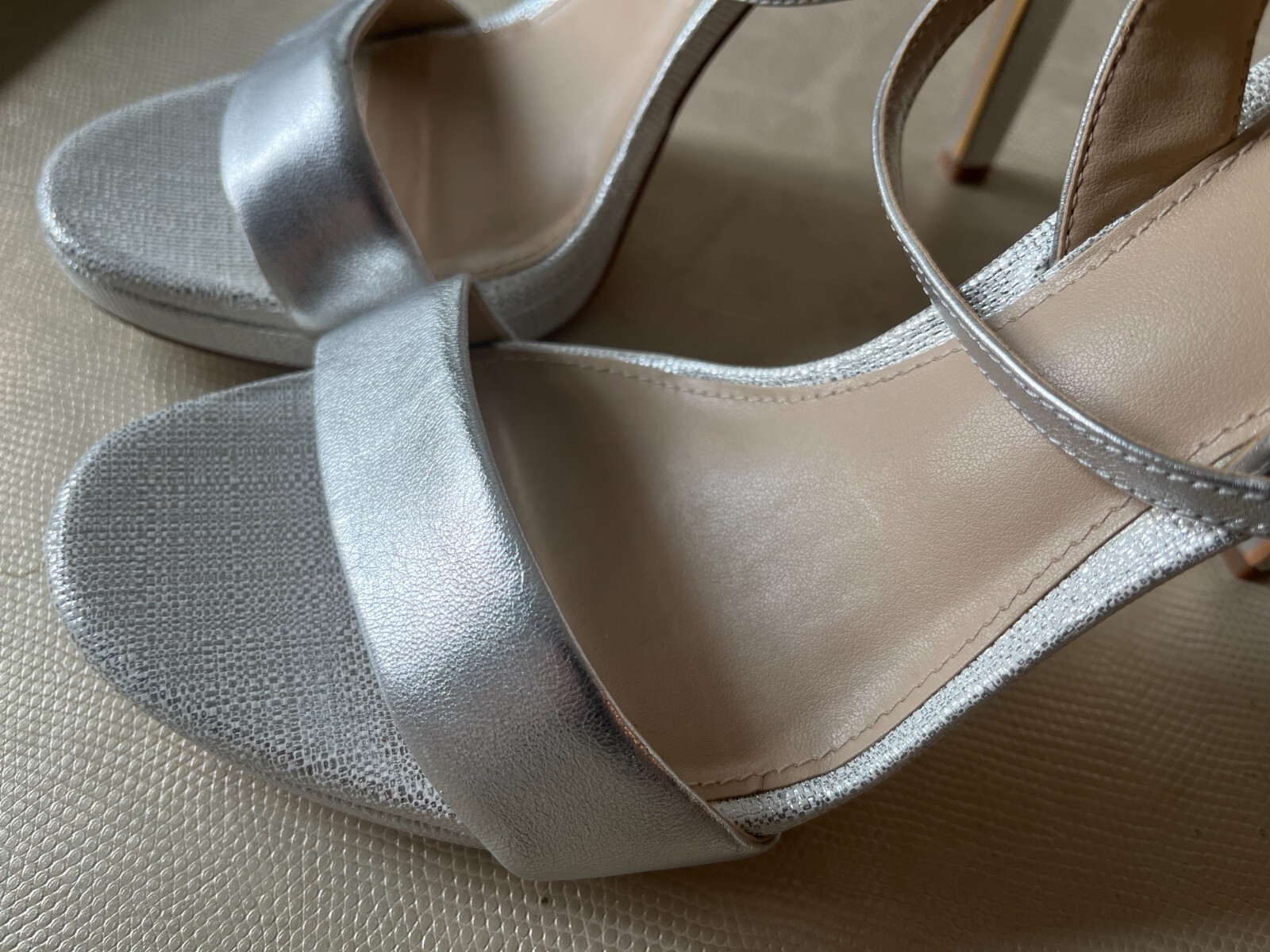 EMILIO PUCCI Satin Blue/Green Ankle Wrap Sandal Pumps USED Womens Size 40 w/ Box
