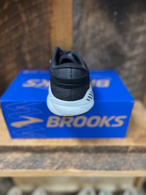 NIB 120414-016 Brooks Ariel GTS 24 Women’s Black Motion Control Shoe