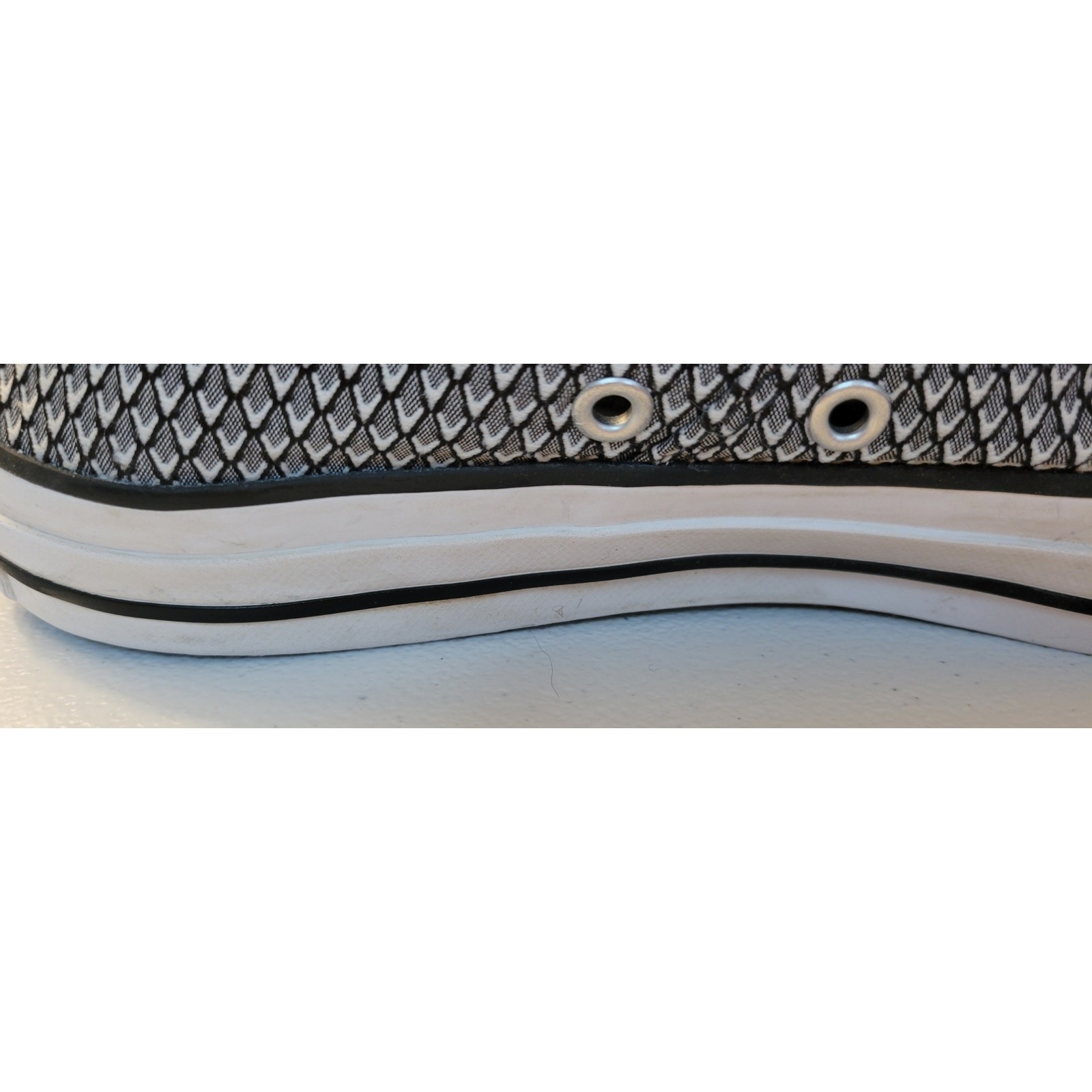 Converse Chuck Taylor All-Star Sneakers Low Top Black White Arrow Womens Size 8