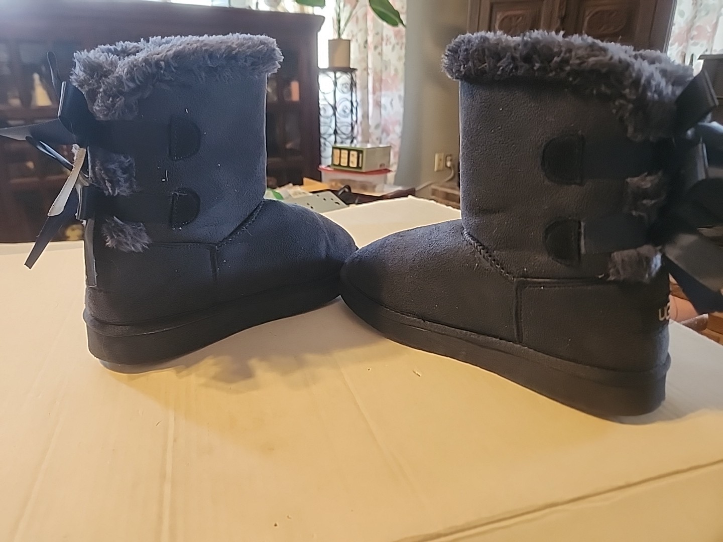 UGG Australia Bailey Bow II Womens 7 Shearling Boots Blue Winter Snow 1002954