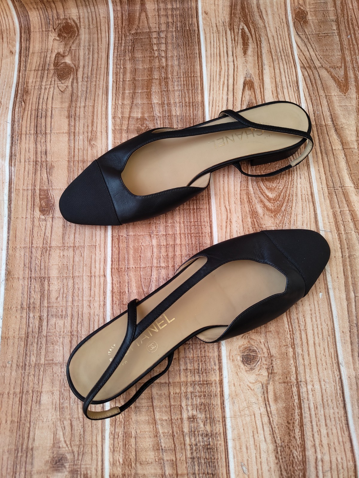 CHANEL Slingback Grosgrain CC Cap-toe Black Leather Flats EU 40 US 9.5