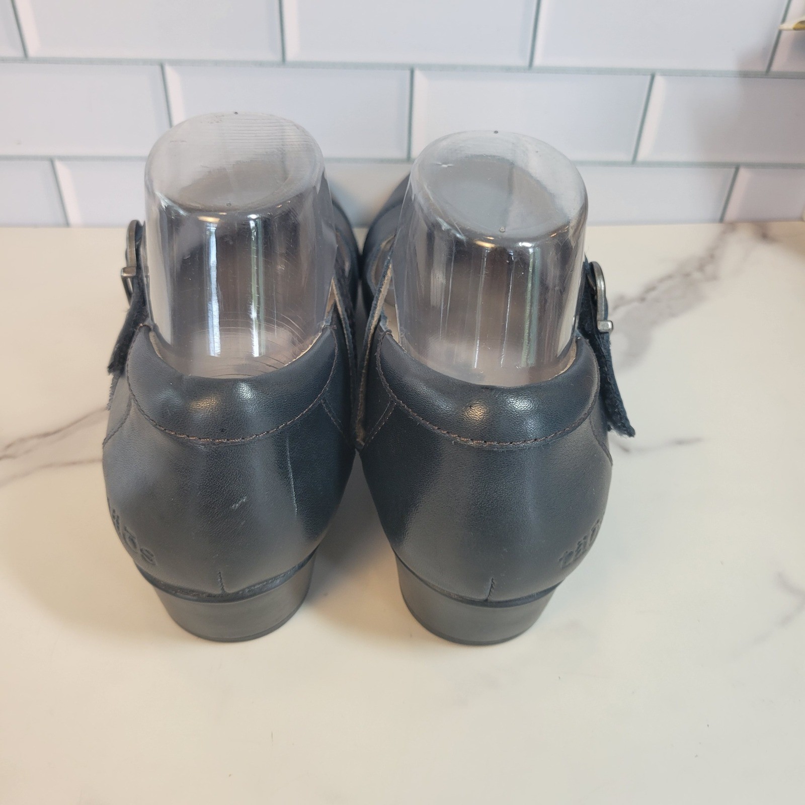 Taos Routine Navy Blue Leather Mary Jane Shoes US 9 Comfort Hook & Eye