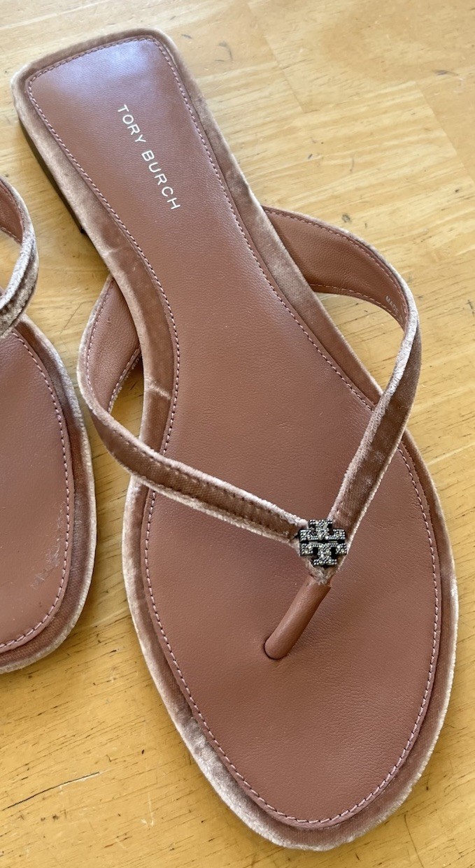 TORY BURCH Classic Crystal Pave Logo Velvet Flip Flop Sandals Vintage Rose 7.5