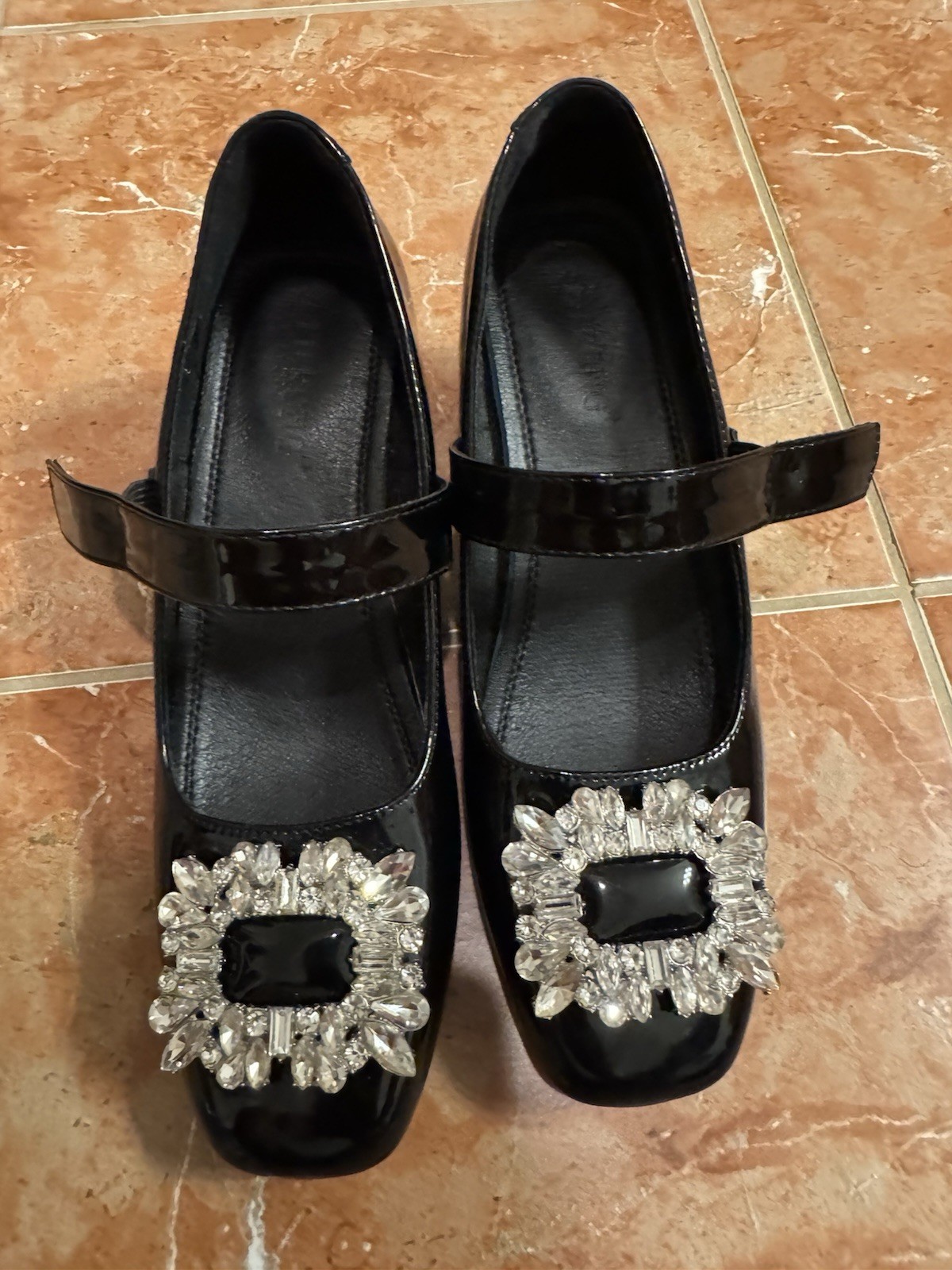 Patent Leather Shoes Women’s Mary Jane Crystal Pumps Size 7.5 Chunky Heel