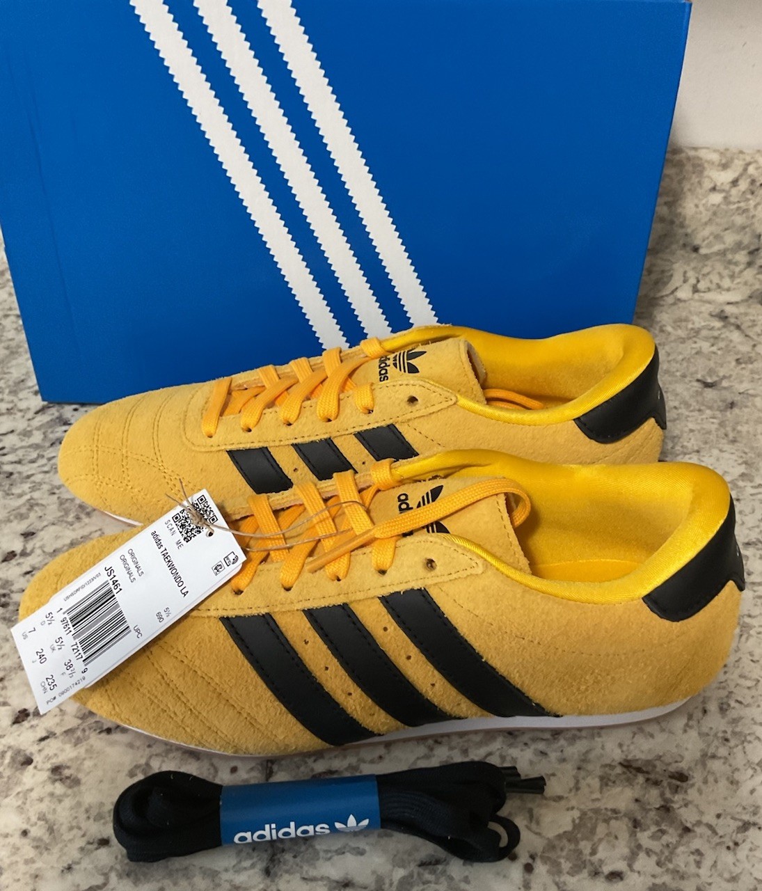 Womens Adidas Taekwondo Sneakers LA Lace Size 7 Crew Yellow Black Gum JS1461 New