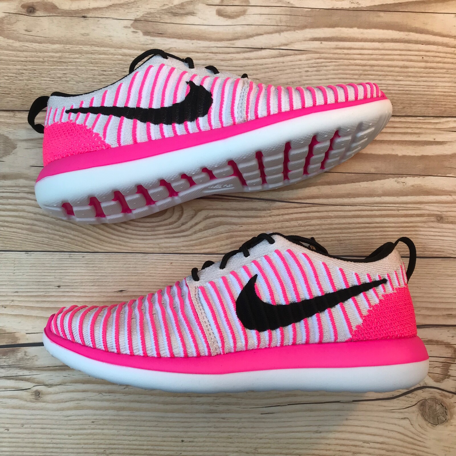 *New* Nike Roshe Two Flyknit Pink White & Black Select-a-Size