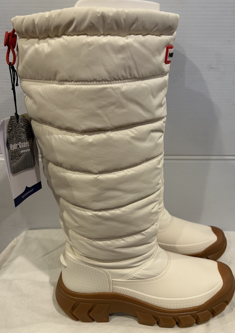 Hunter Women’s Intrepid Tall Snow Boots, White, Waterproof Bungee PullOn Size 6
