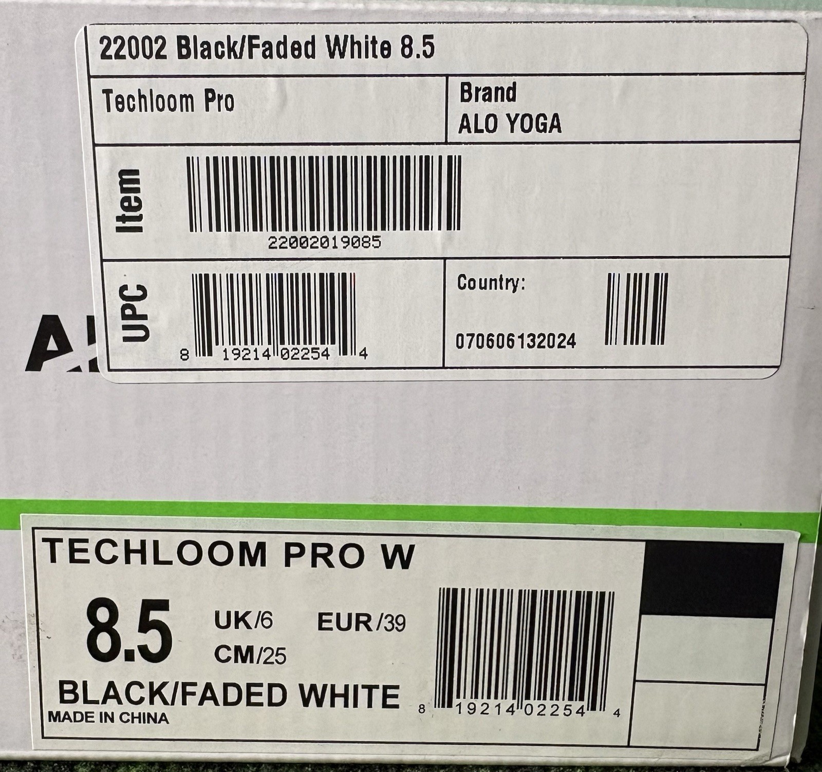 US Women’s 8.5 – APL Techloom Pro “Black/Faded White” New in Box, ALO Yoga