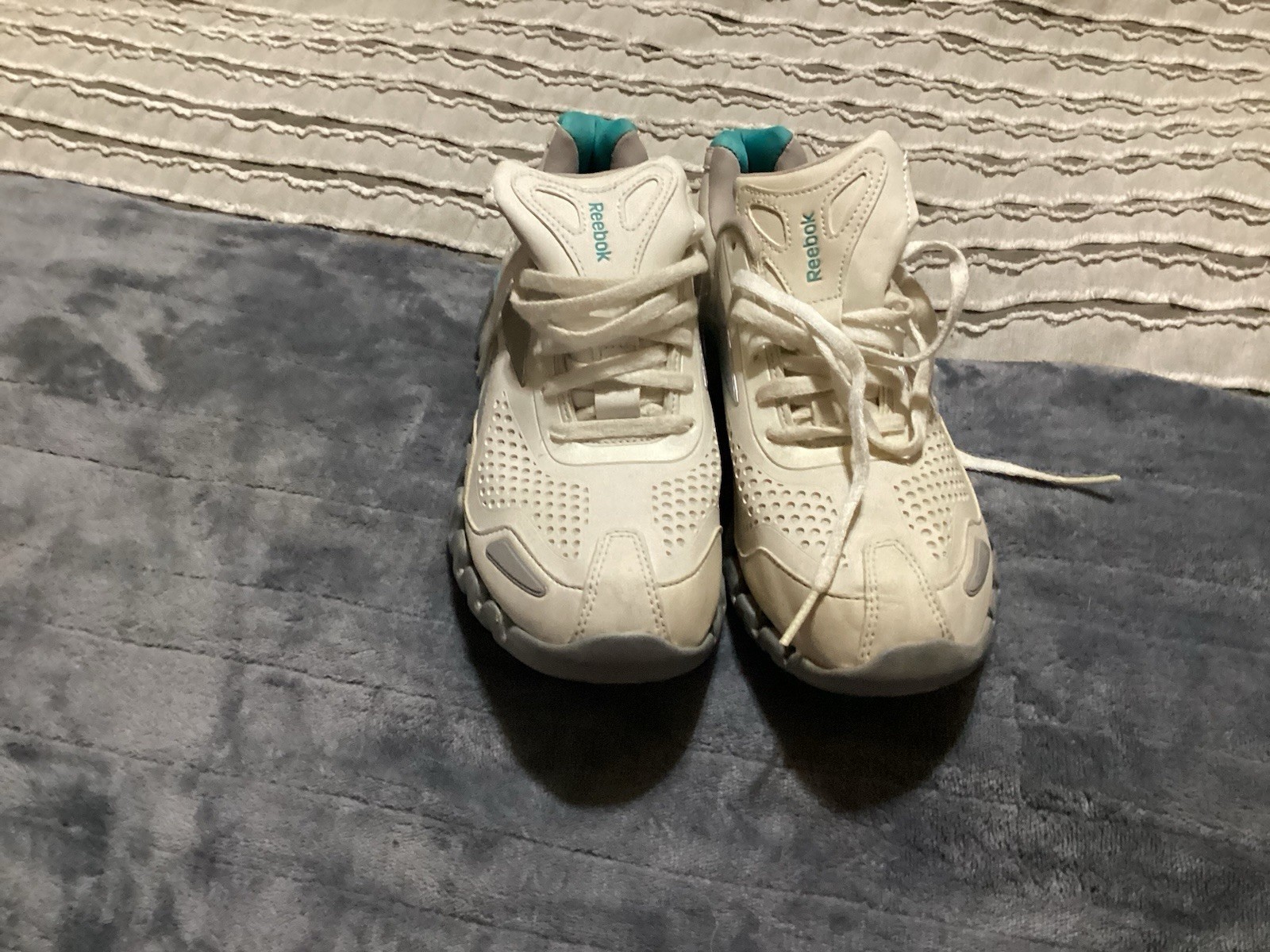 Women’s Reebok Zig Pulse Size 8, Need Insoles