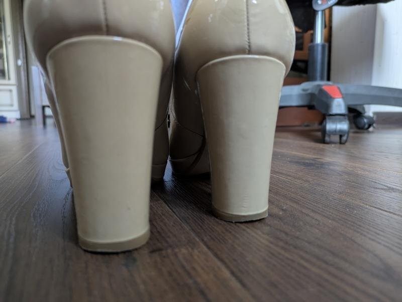 women clarks heels beige patent leather 38 #1PDH