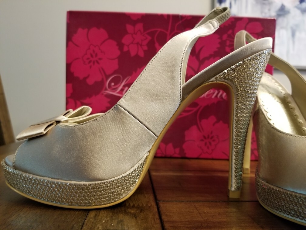 Lulu Townsend Ballari Champagne 5″Heels with 3/4 Platform Size 8 NEW