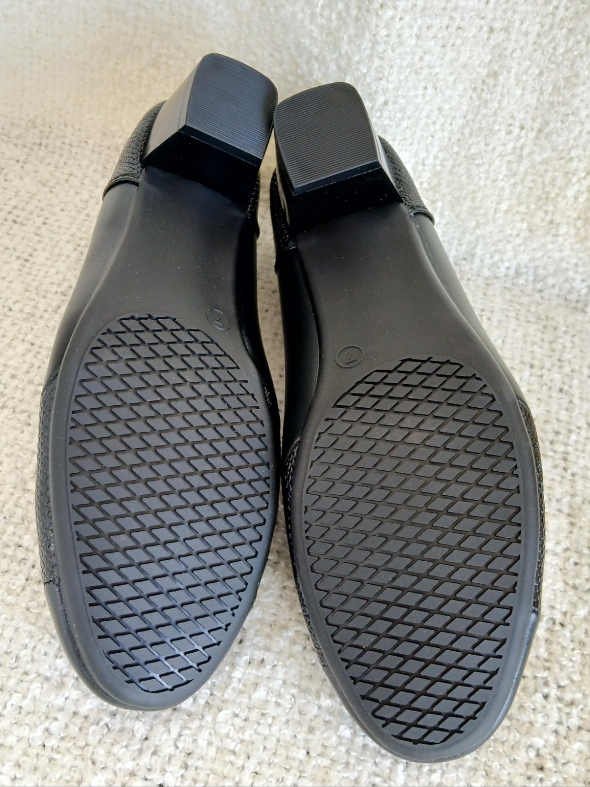 Women’s Orthopedic Low Heel Slip On Dress Shoes Arch Support Comfort Black Sz 7