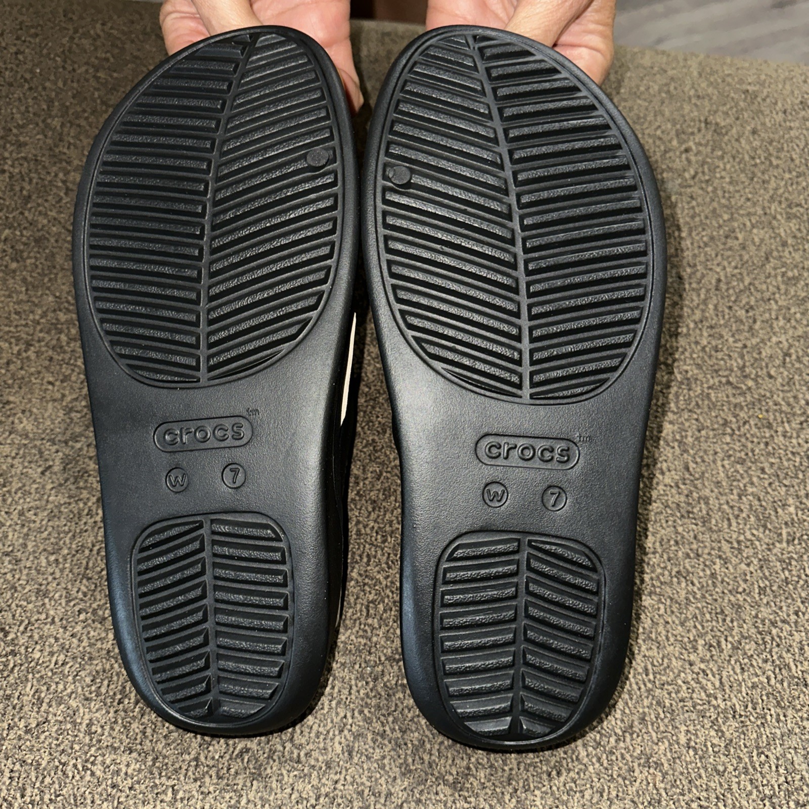 crocs getaway strappy 7