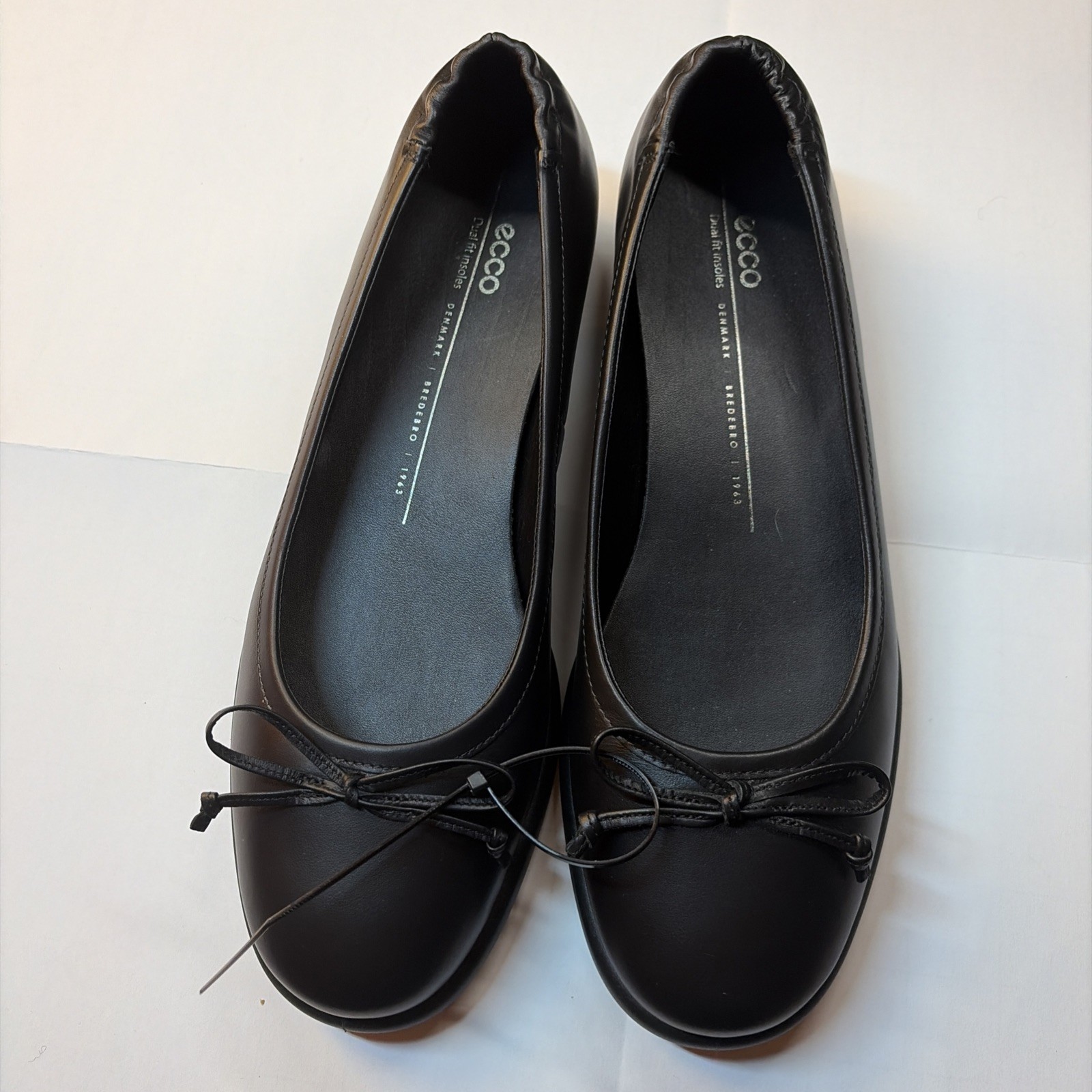 ECCO Women’s Sculpted Luxe Ballerina Bow Flats Black EU 41 US 10-10.5