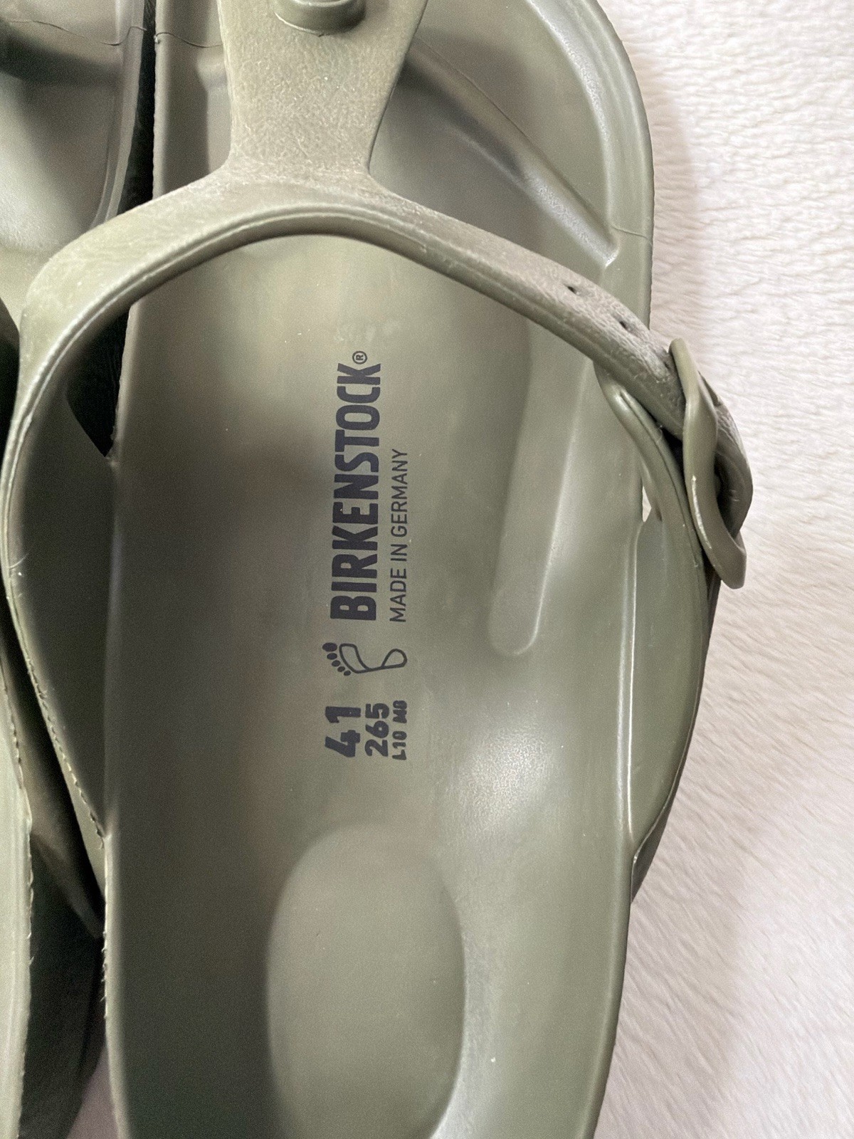 Birkenstock Gizeh Eva Unisex Sandal – Khaki Women’s 10 – Men’s 8