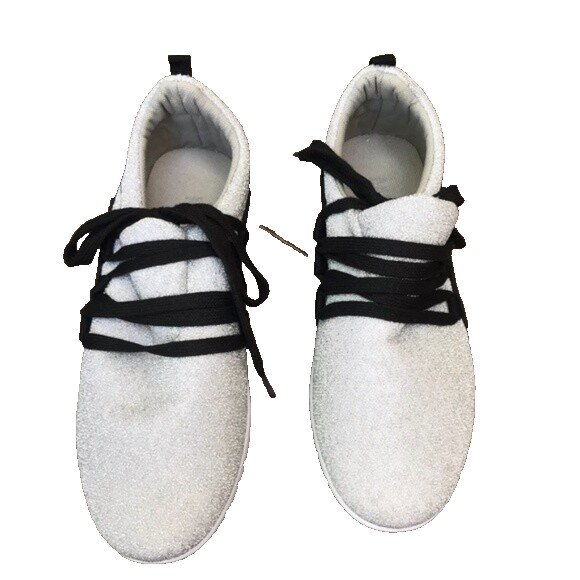 MIA Silver Metallic Sneakers Stretch Lace Up NEW Size 8.5 Casual Fashion Sneaker