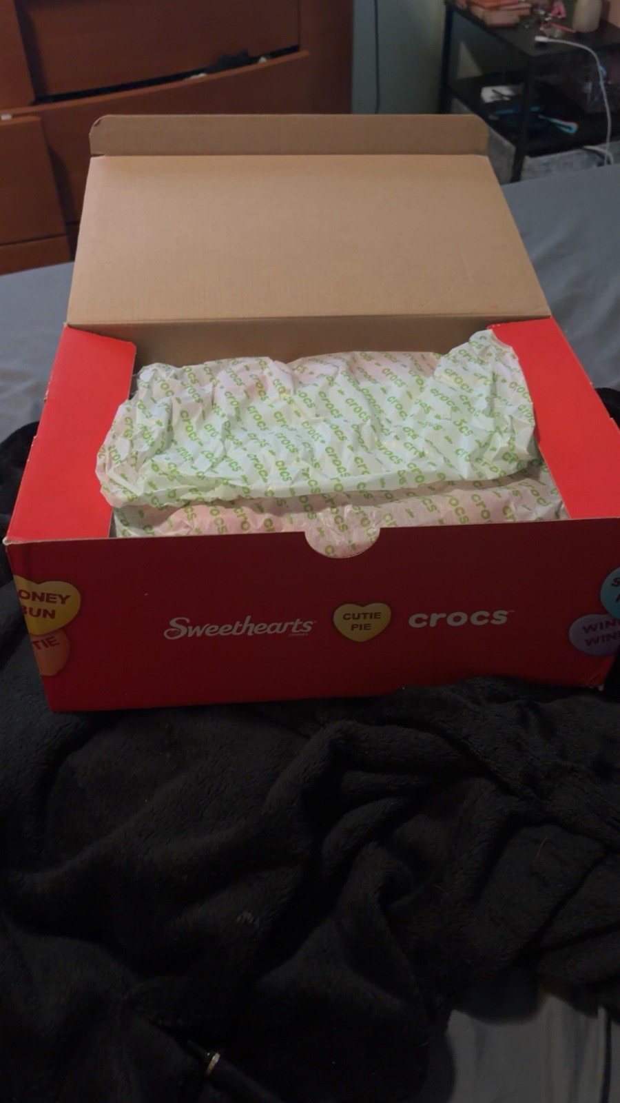 Sweethearts Crocs Fur Sure