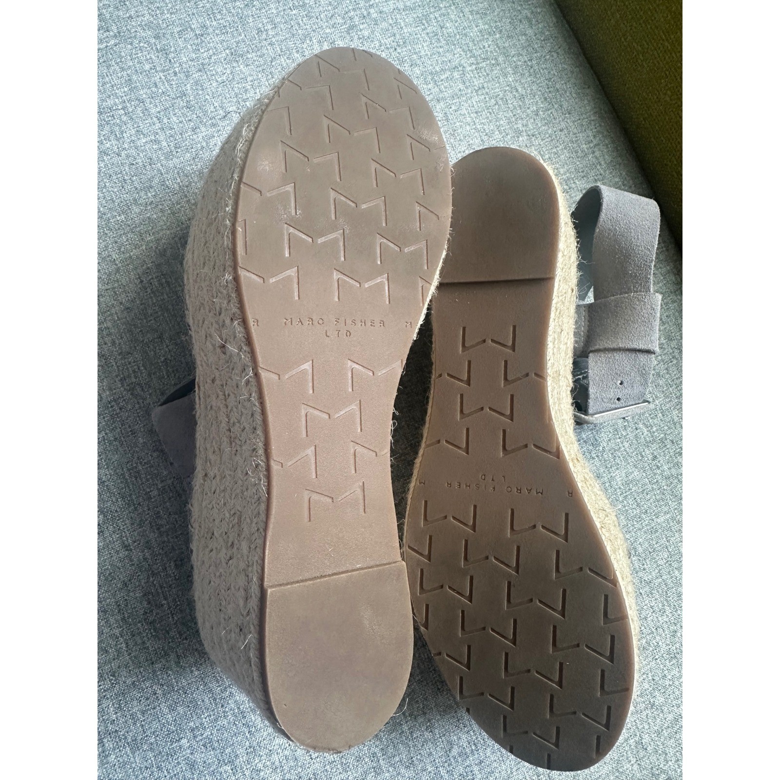 Marc Fisher LTD Adalyn Gray Suede Espadrille Wedge Sandals Platform Buckle 6.5