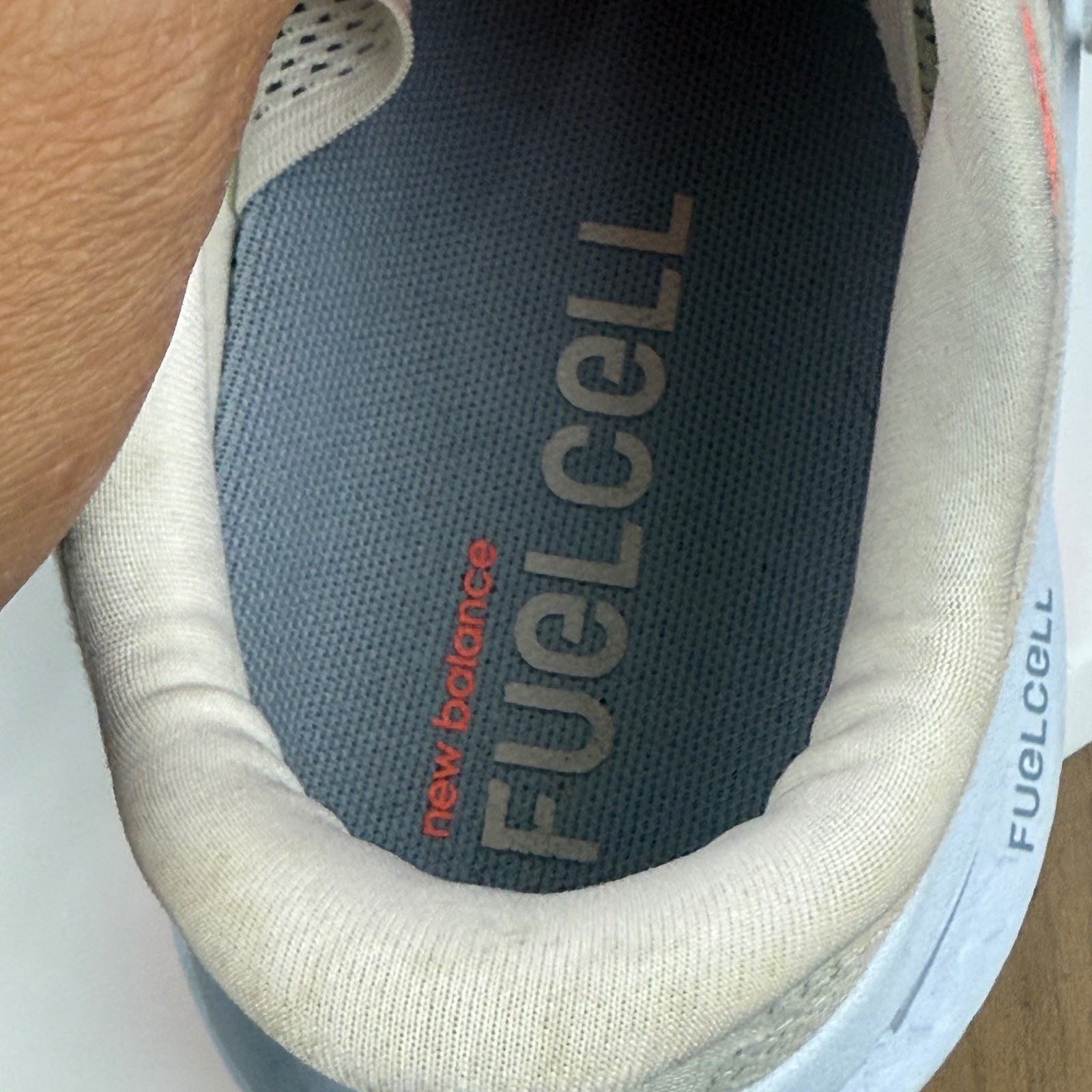 New Balance FuelCell Walker Elite White Coral Athletic Shoes Womens Size 7.5