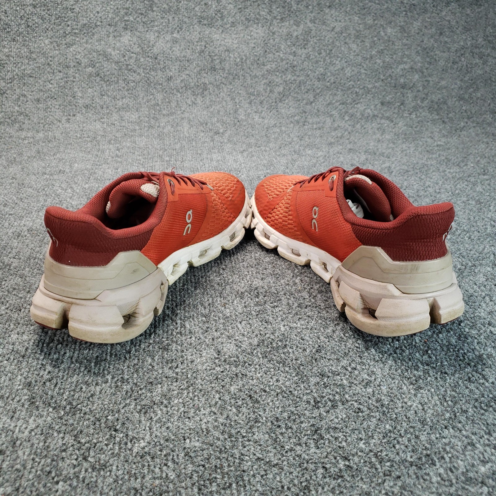 On Cloud Cloudflyer Shoes Womens Size 8 Orange Running Sneakers Lightweight