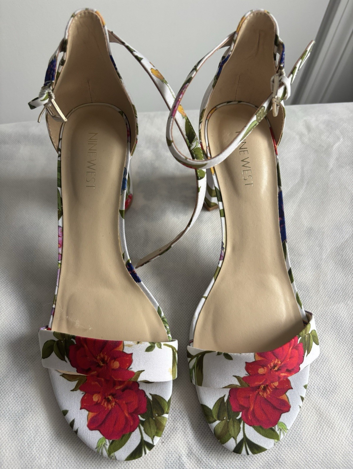Nine West Women’s Strappy Floral Ankle Strap Buckle Open Toe Block Heel 8