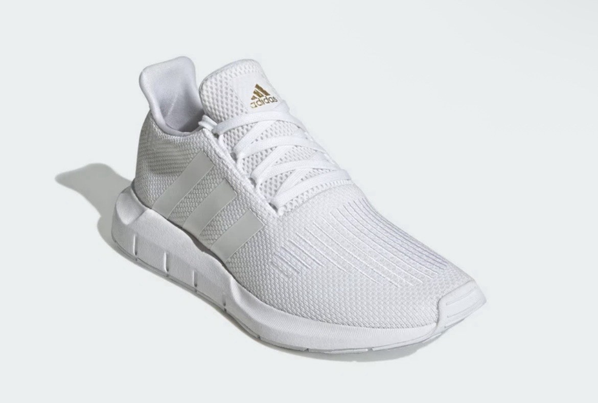 Adidas Swift Run 1.0 Women’s Casual Running Shoes Sneakers IE7480 White NEW