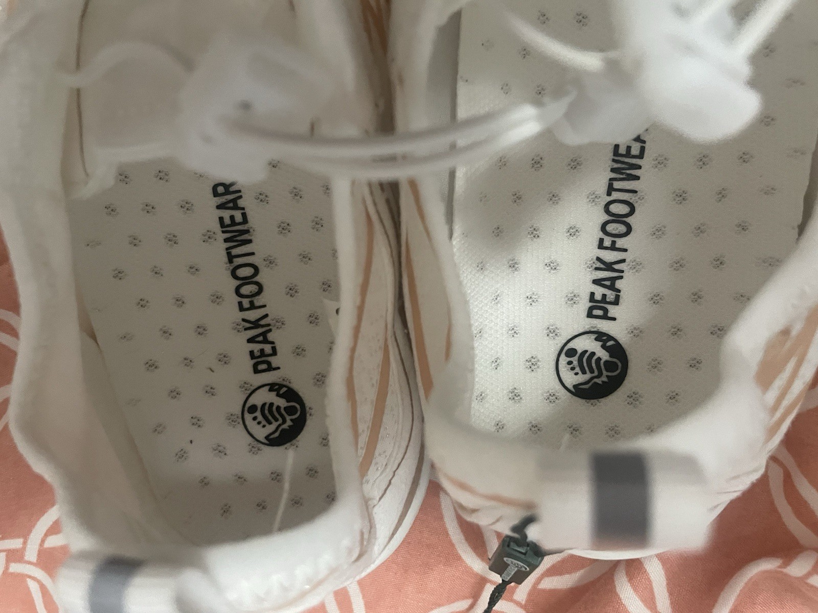 NWT Hike Footwear Shoe Lorax Pro Barefoot White/Pink/Peach EU39 W8-8.5 M6-6.5