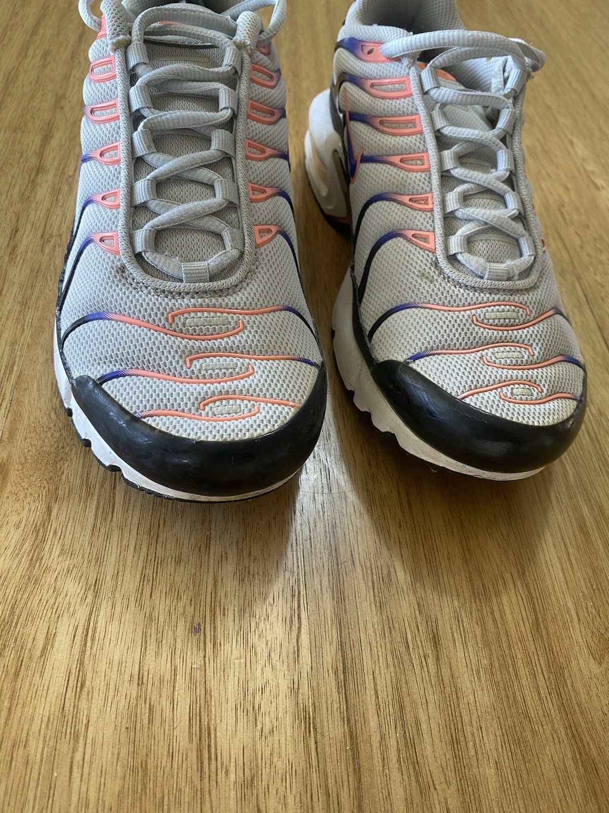 Air Max Plus Tuned TN (GS) Platinum Violet Lava Trainers 718071 007 W8.5 / 7Y