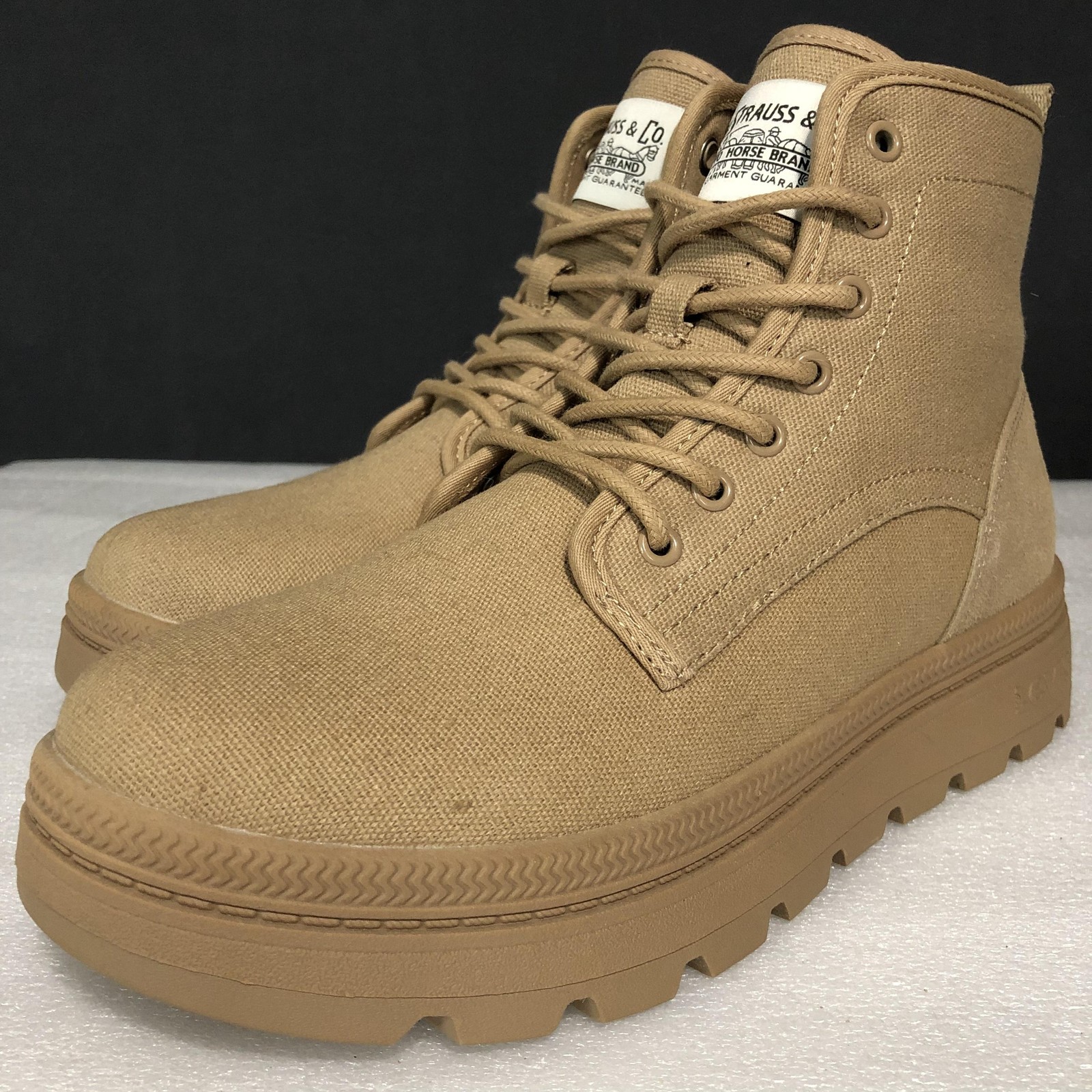 Levi’s Boots Womens Size 8.5 Beige Canvas Combat Ankle Lug Sole Casual Workwear