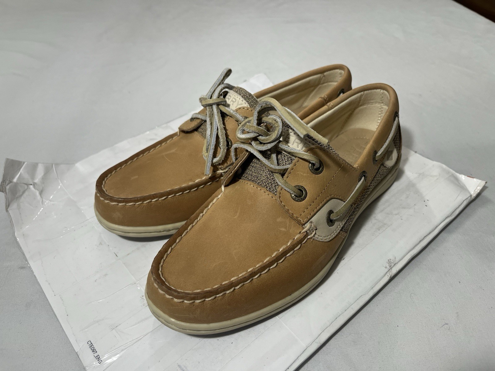 Sperry Bluefish Eye Boat Shoe Women 6 M Leather Linen Lace Up