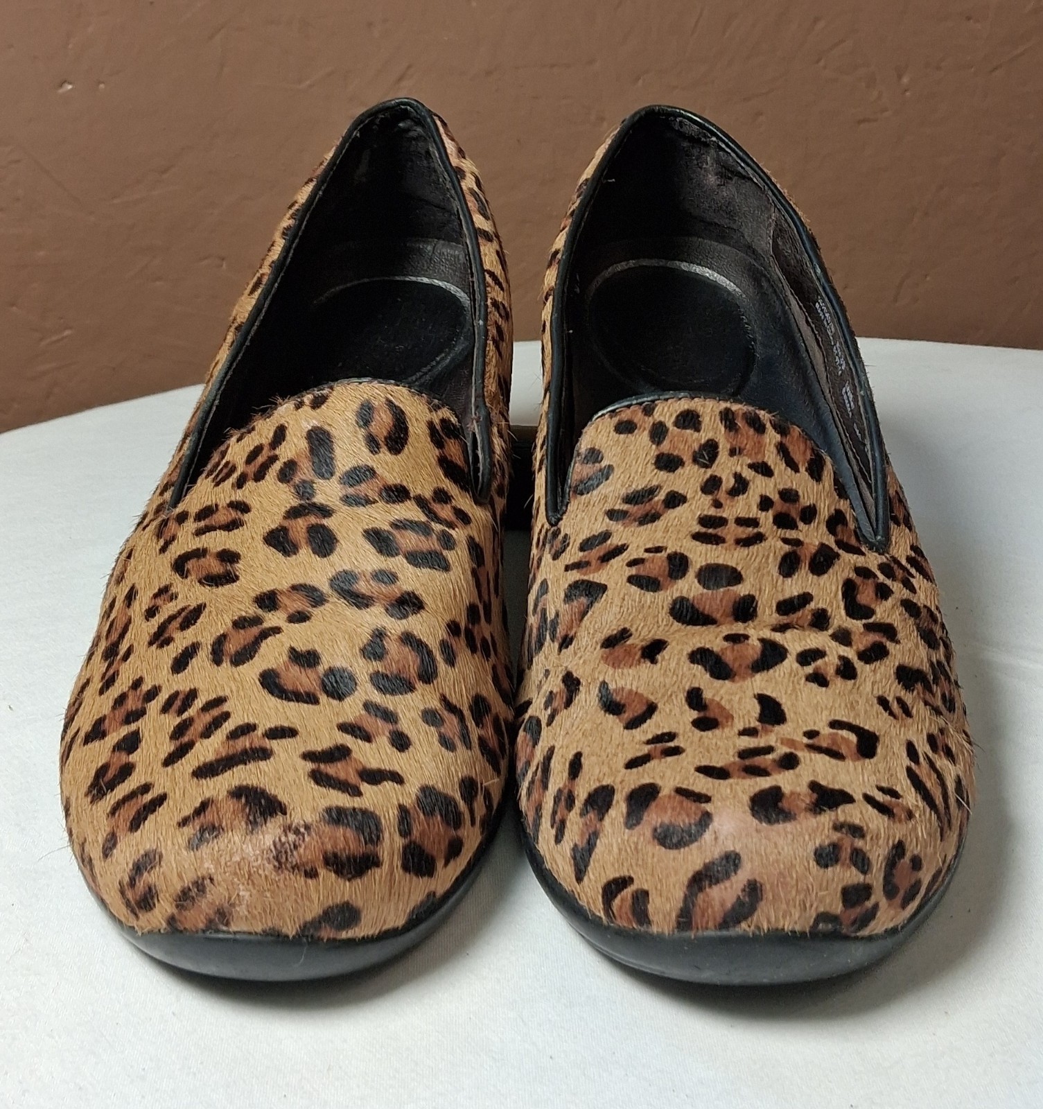 Dansko Olivia Womens EU 39 US 8.5 Leopard Print Calf Hair Flats Comfort Shoes