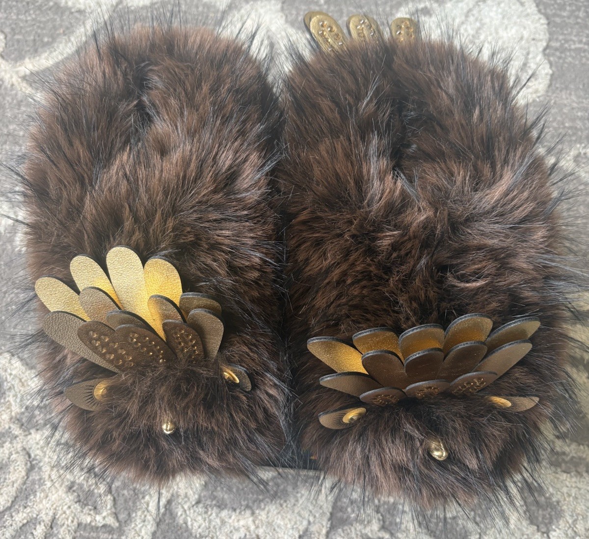 Kurt Geiger London-Eagle Fluff Faux Fur Bedazzled Brown/Gold Slippers, 8/9 New