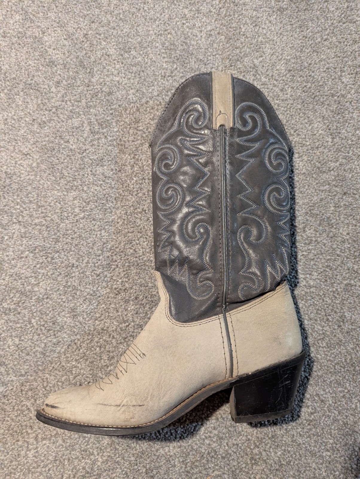 Vintage Wrangler Cowboy Boots Womens 7 M Gray Western Cowgirl 4772 USA Made