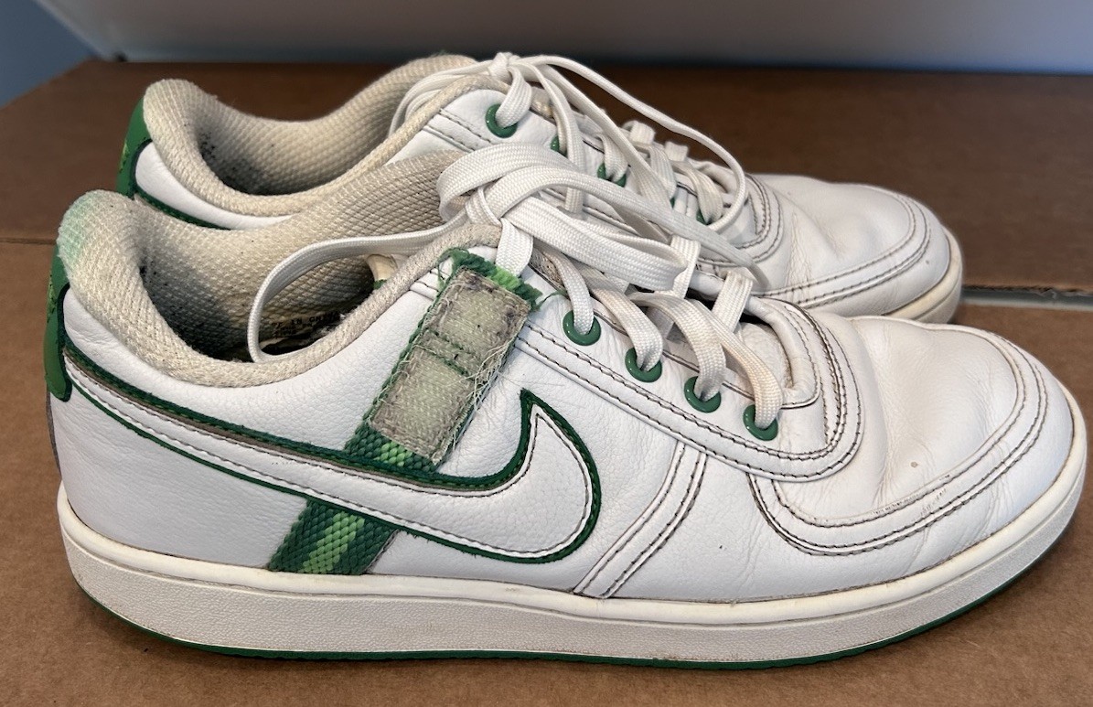 Nike Size 10 Women’s Low White W/ Green Vandals See Description