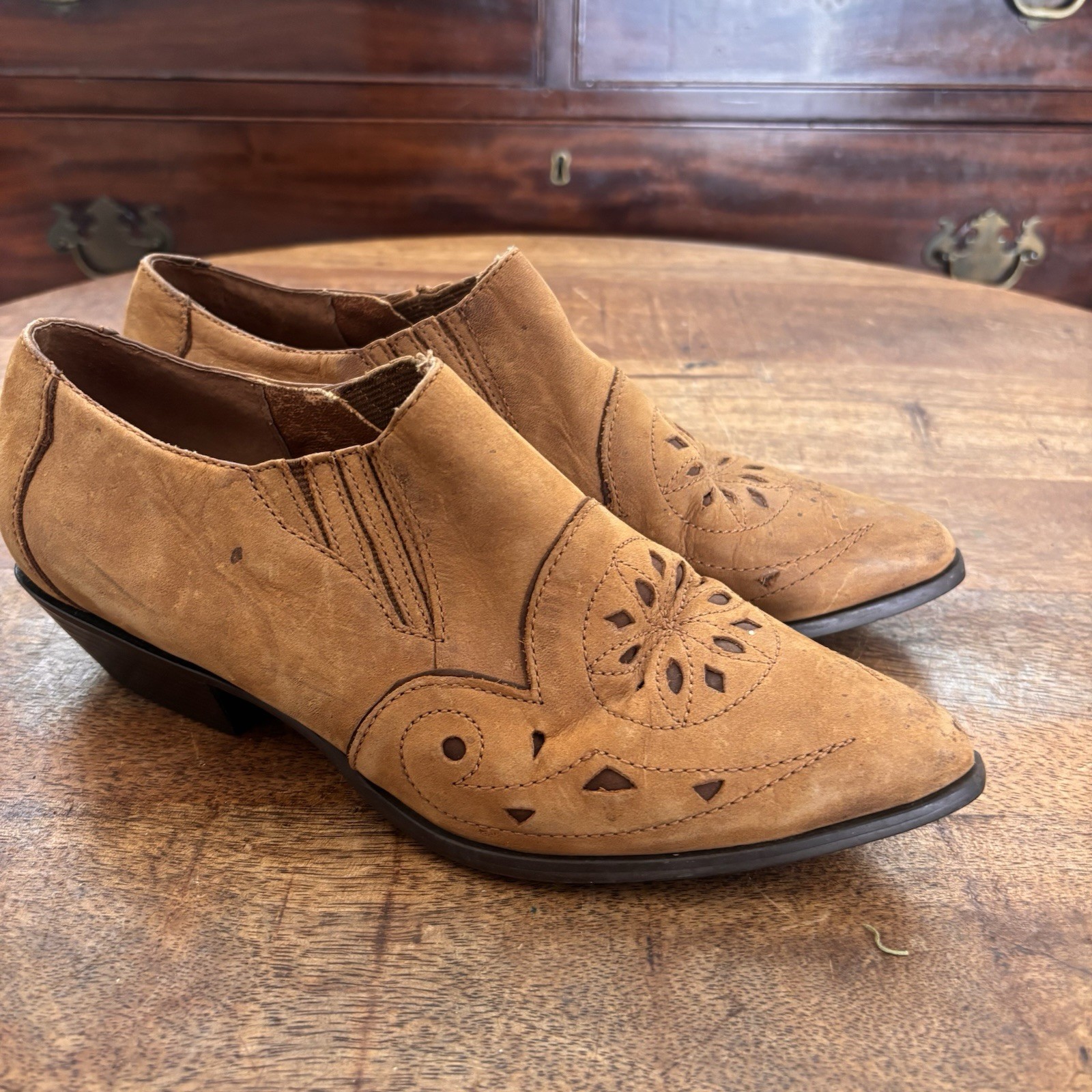 Vintage Nine West Nubuk Leather Western Cowboy Ankle Boots Booties 7.5 M