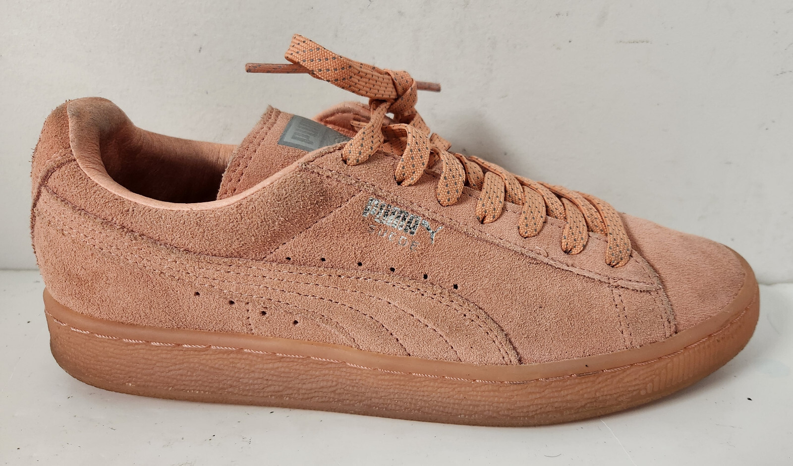 Puma 362303-08 Suede Classic Mono Reflced Desert Flower Women’s Shoes, Size 7.5